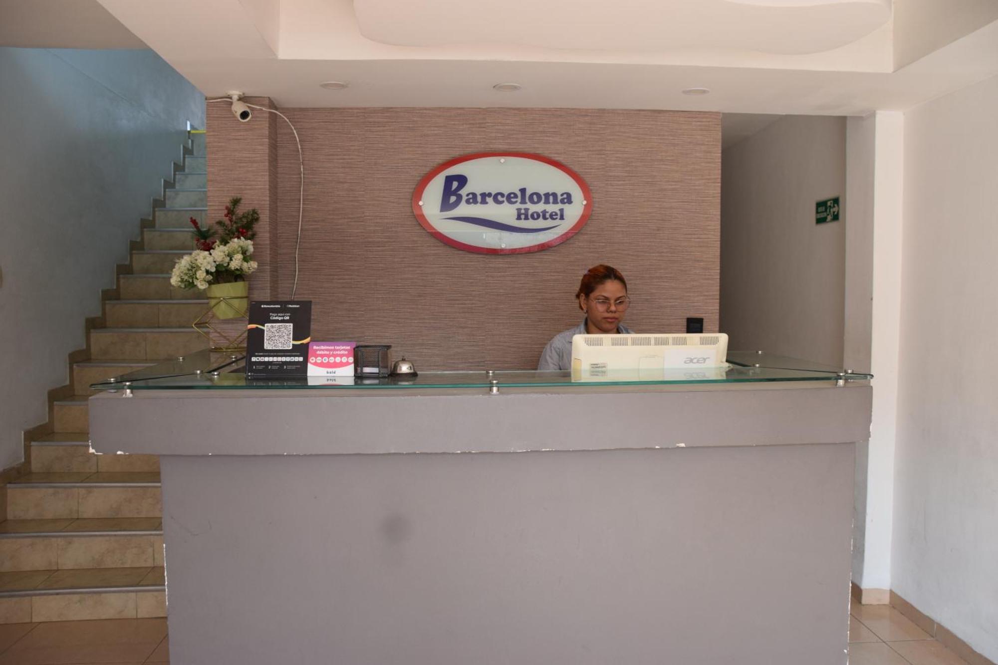 Hotel Barcelona Монтерия Экстерьер фото