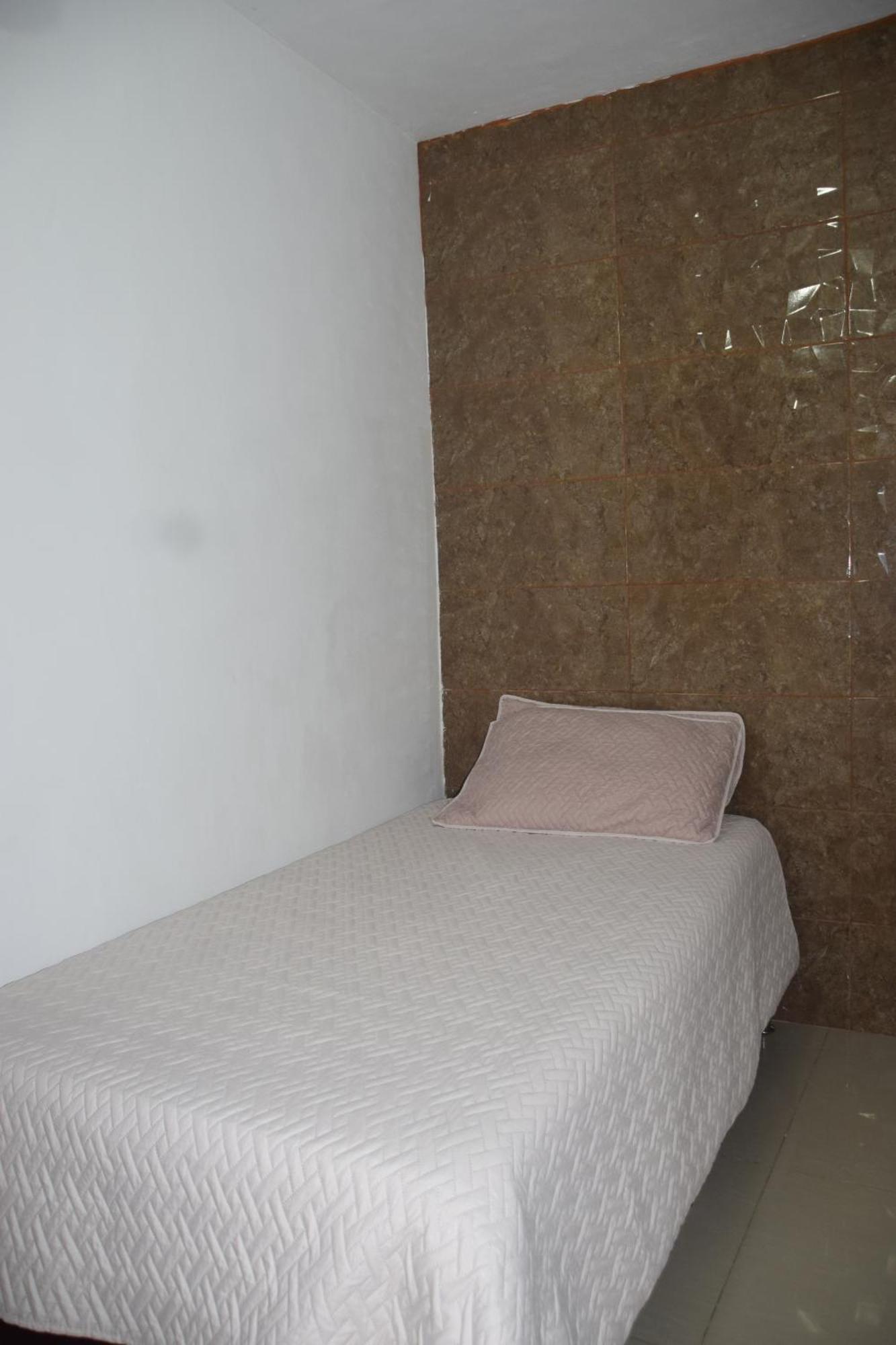Hotel Barcelona Монтерия Экстерьер фото