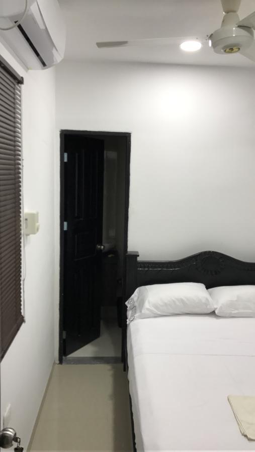 Hotel Barcelona Монтерия Экстерьер фото